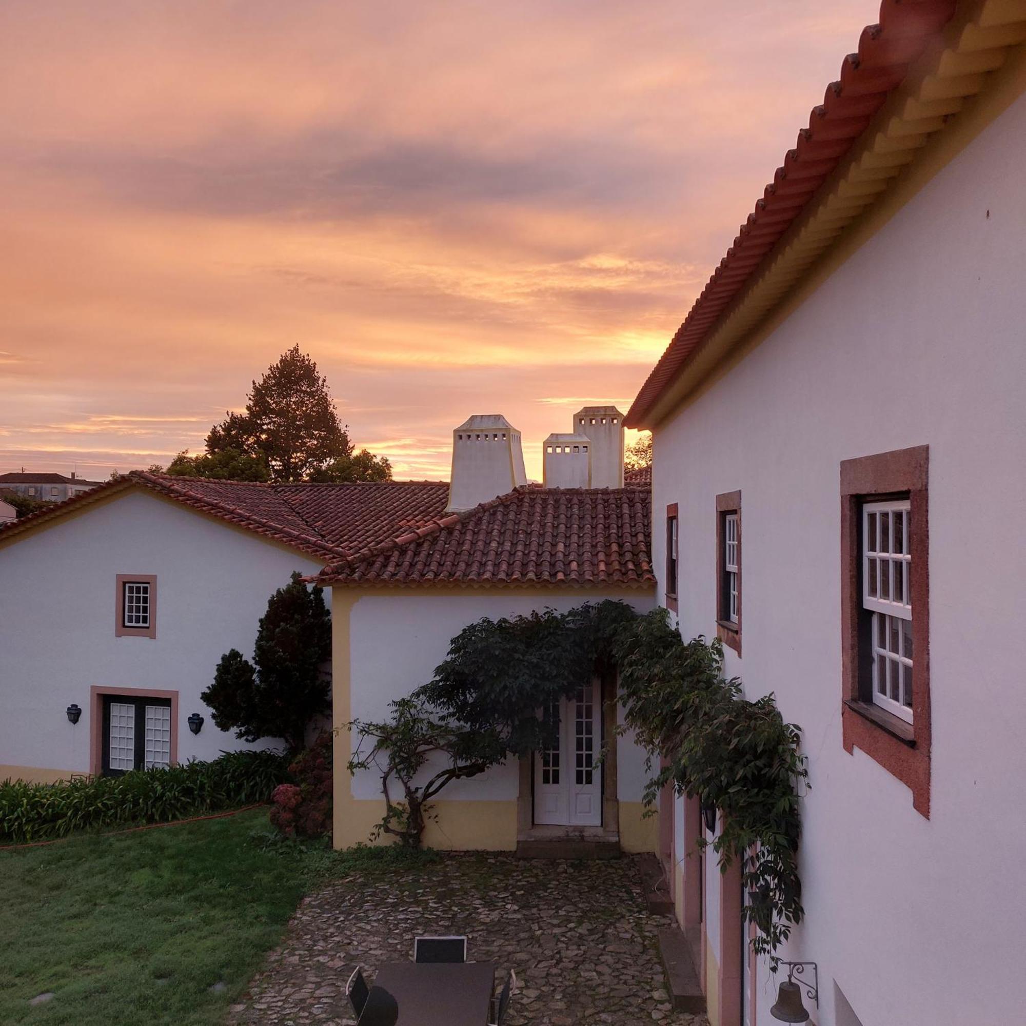 波亚里什新镇Quinta Do Outeiro住宿加早餐旅馆 外观 照片